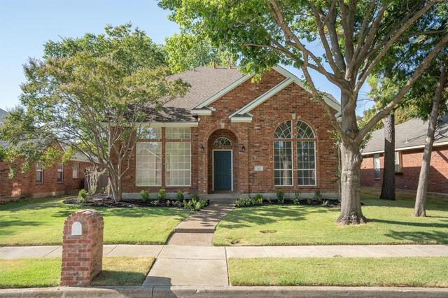 1312 Wentworth, Drive Lewisville, TX photo 2