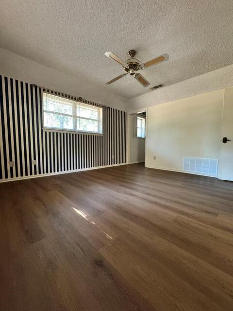 8260 Tudor, Lane Argyle, TX photo 12