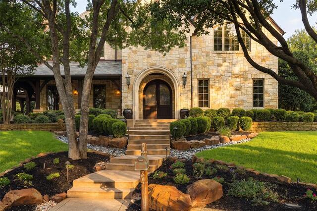 1400 Fountain Grass, Court Westlake, TX photo 3