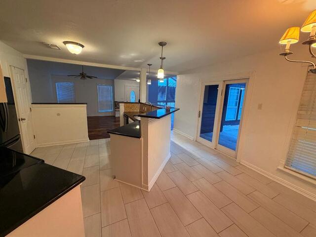 2206 Old Mill, Road Carrollton, TX photo 3