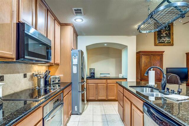1040 Lucy, Lane Allen, TX photo 13