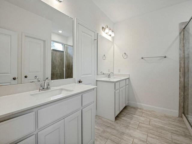 1024 Thomas, Place Carrollton, TX photo 17