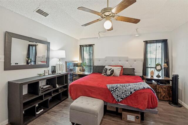 1006, Ridgeview Carrollton, TX photo 13