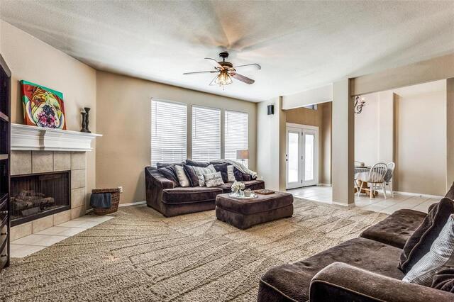 6504 Autumn Trail, The Colony, TX photo 4