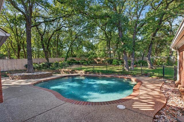 1002 Chimney Hill, Trail Southlake, TX photo 6