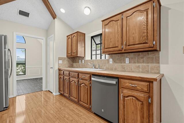 2120, Springwood Carrollton, TX photo 13