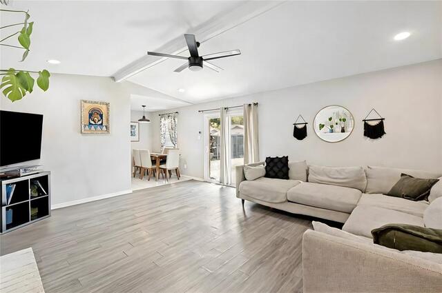 1654 Clarendon, Drive Lewisville, TX photo 4