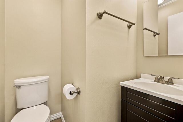 2524 Brooke, Trail Carrollton, TX photo 13