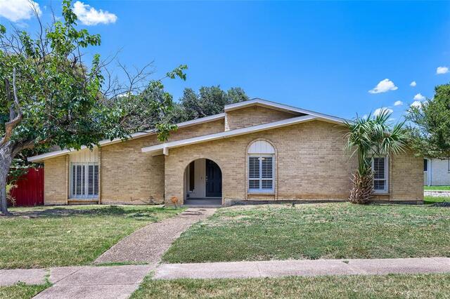 6639 Roundrock Road, Dallas, TX image