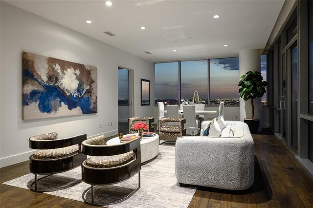 2200 Victory Avenue 2007, Dallas, TX image