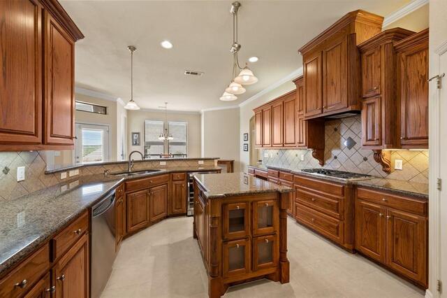 1805 Kendall, Court Keller, TX photo 13