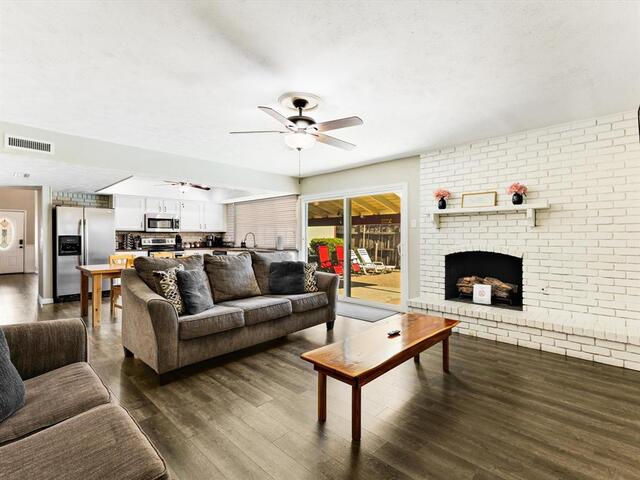 5004 Crutchberry Place, The Colony, TX photo 12