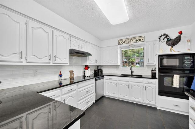 2409 Glen Morris, Road Carrollton, TX photo 12