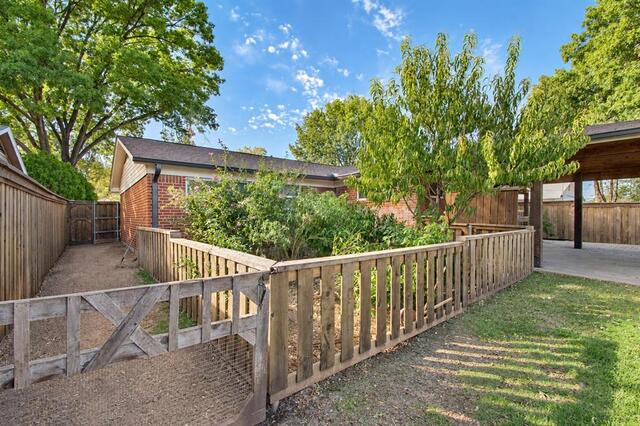 1910 R, Avenue Plano, TX photo 6