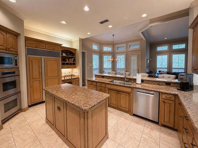 801 Huntington, Court Southlake, TX photo 6