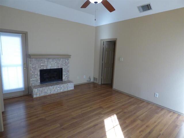 3918 Alto, Avenue Carrollton, TX photo 7