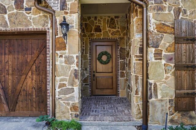 304 Thistle, Ridge Denton, TX photo 3