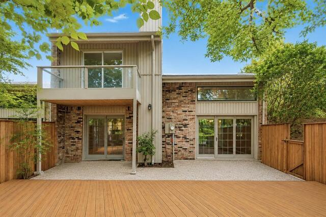 1806 Lakecrest, Court Carrollton, TX photo 36
