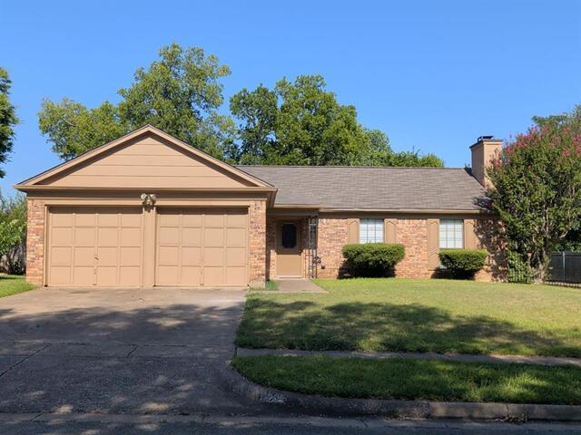 1703 Chittam Drive, Euless, TX image
