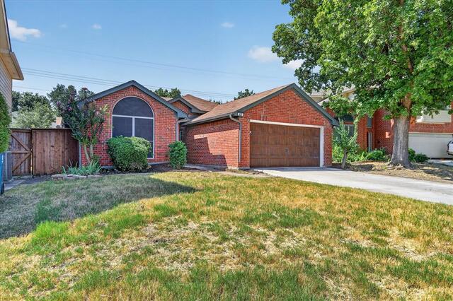 425 Wentworth Drive, Flower Mound, TX photo 4