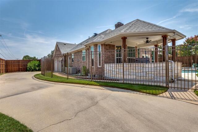 1533 Estates, Way Carrollton, TX photo 24