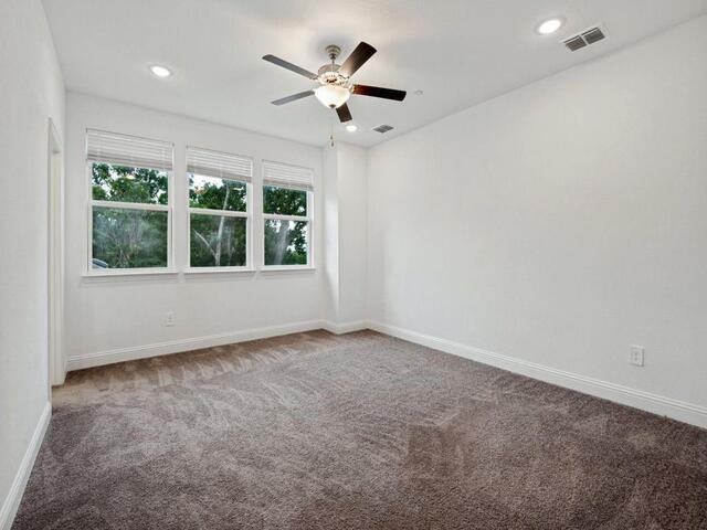 1024 Thomas, Place Carrollton, TX photo 21