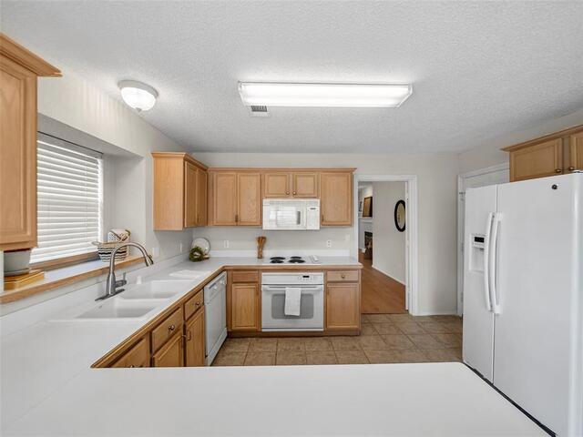 1108 Creekstone, Drive Carrollton, TX photo 13