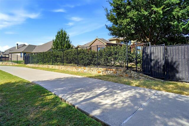 1913 Yosemite, Lane Keller, TX photo 37