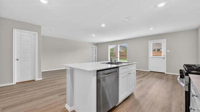7741 Royal Fern, Drive Denton, TX photo 3