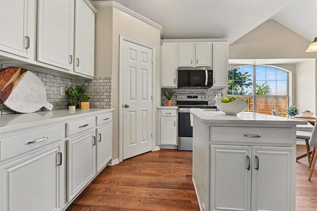 401 Stonebridge, Circle Allen, TX photo 9