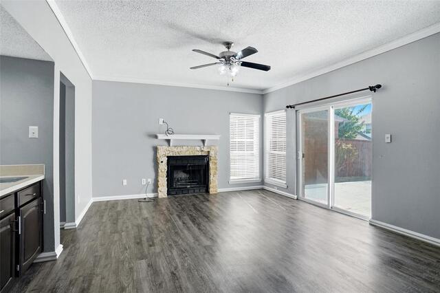 2136 Falcon Ridge, Drive Carrollton, TX photo 6
