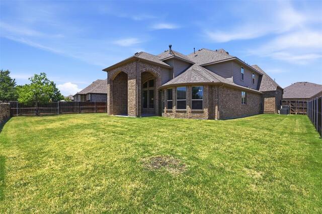 10813 Sycamore Falls Drive, Flower Mound, TX photo 35