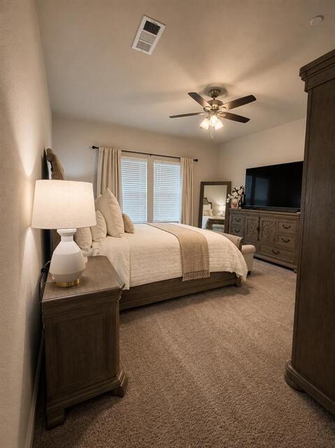 585 Hutchinson, Lane Lewisville, TX photo 10