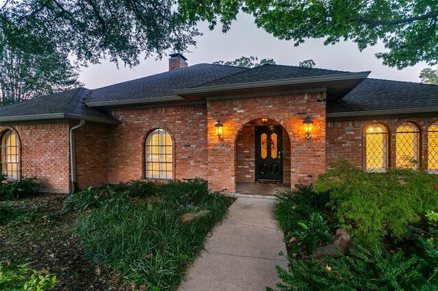2404 Monmouth, Court Plano, TX photo 5