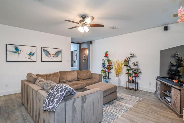 2821 Meadow Green Drive, Flower Mound, TX photo 6