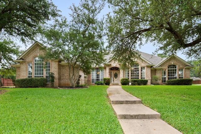 8904 Thornway Drive, North Richland Hills, TX image