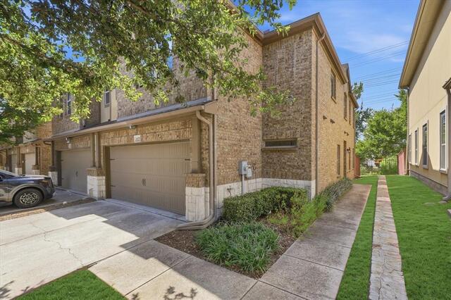 6529 Rutherford, Road Plano, TX photo 3