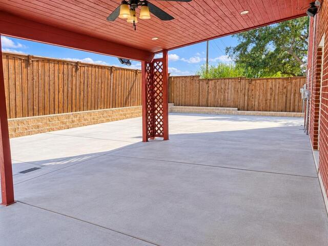 3832 Leon, Drive Carrollton, TX photo 34