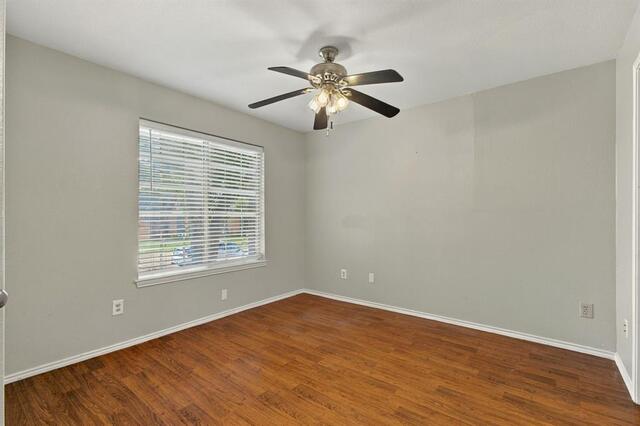 1345 Jeanette, Way Carrollton, TX photo 19