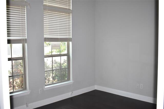 1009 Olivia, Drive Lewisville, TX photo 3