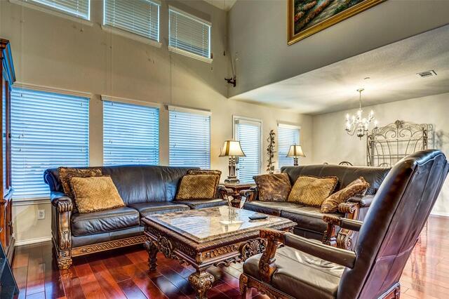 1040 Lucy, Lane Allen, TX photo 18