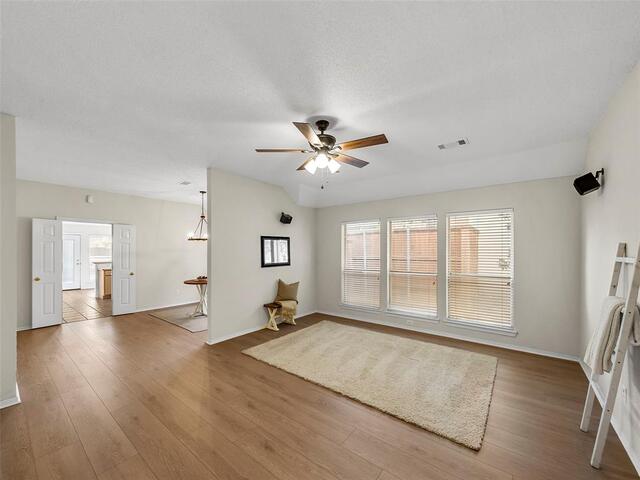1108 Creekstone, Drive Carrollton, TX photo 6