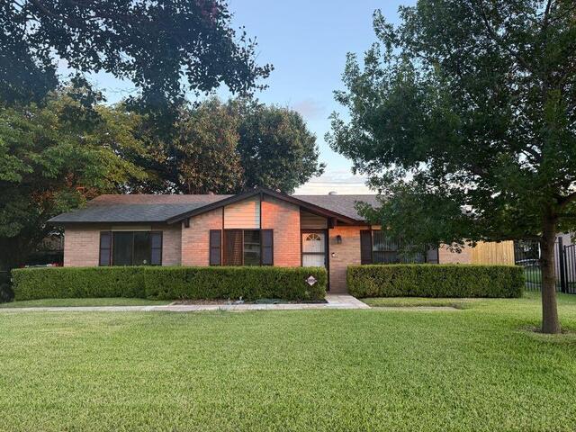 3526 W Rochelle Road, Irving, TX image