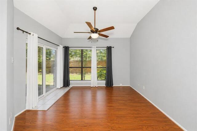 2927 Peninsula, Way Carrollton, TX photo 10