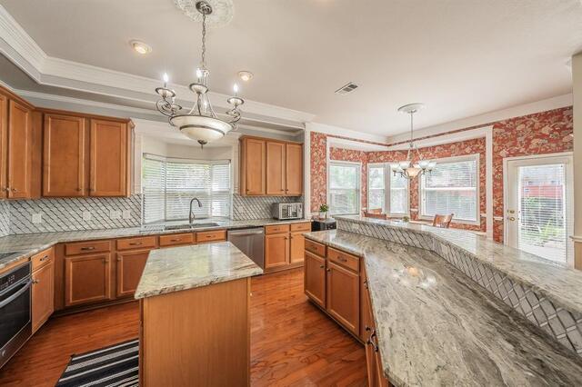 5549 Mountain Valley Drive, The Colony, TX photo 4