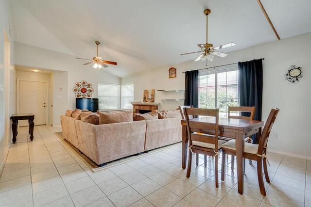 625 Prairie Dell, Street Lewisville, TX photo 2
