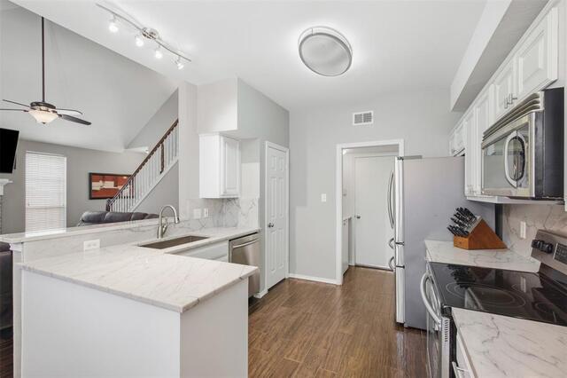 554 Continental, Drive Lewisville, TX photo 6