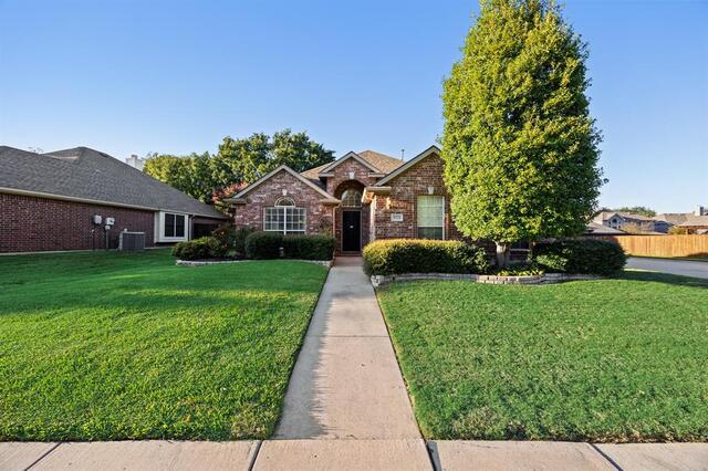 3528 Kales Lane, Flower Mound, TX photo 2