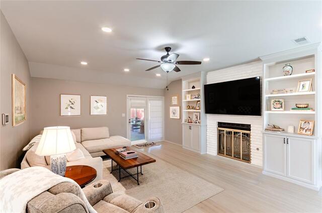 703 Willow Brook, Drive Allen, TX photo 3