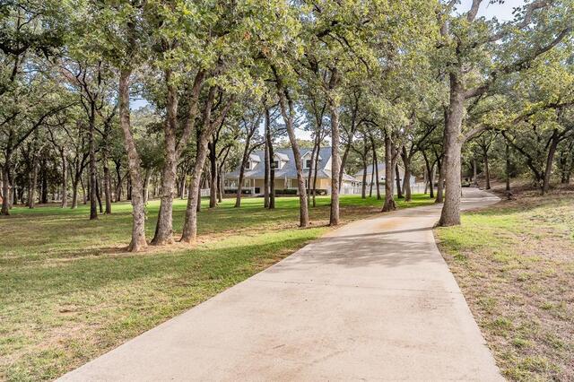 901 Pioneer Circle, W Argyle, TX photo 2